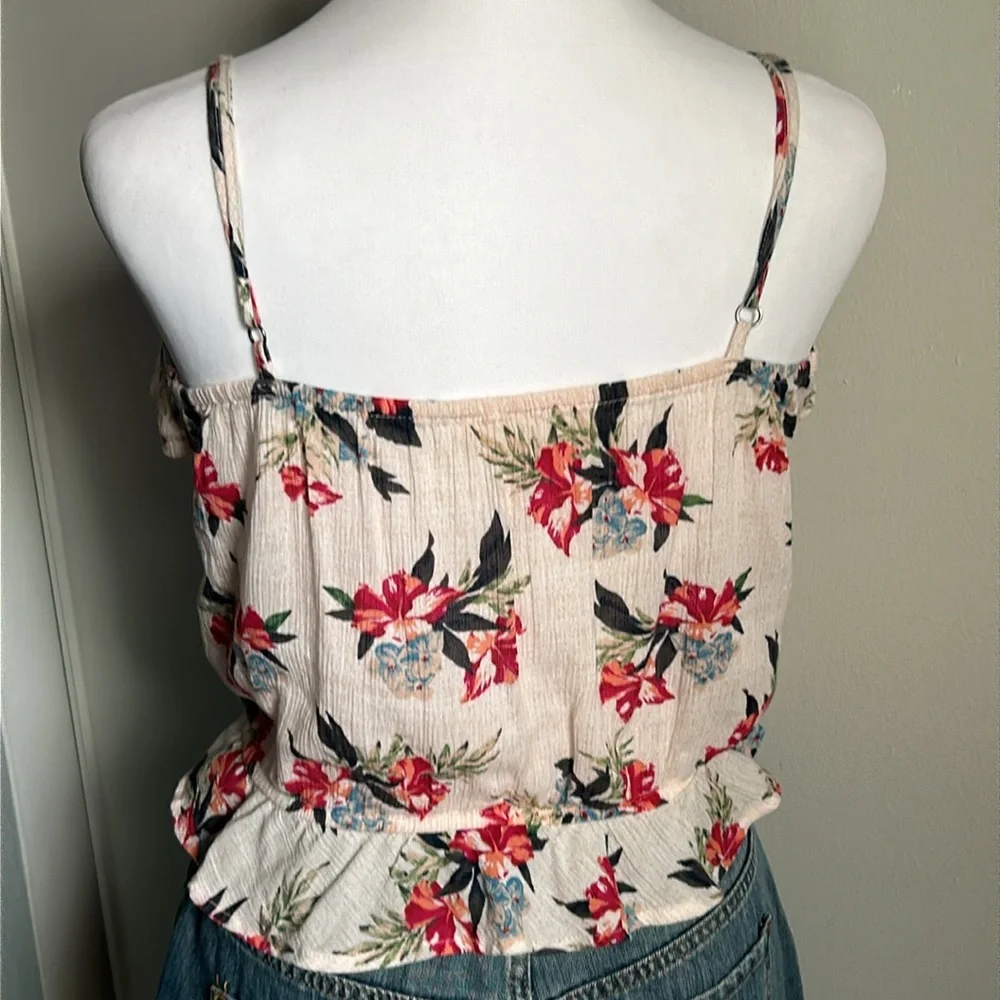 Collection of Juniors Style Crop Tanks Lottie Moss Hollister Me to We and More - Picture 5 of 15